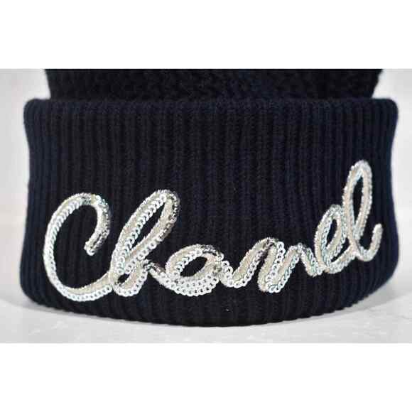 Chanel 22A Cashmere Navy Blue Silver Sequin CC Logo Beanie Winter Hat Cap Cloche - Picture 3 of 10
